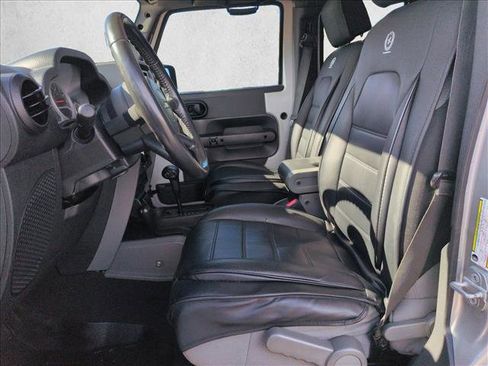 Used 2009 Jeep Wrangler Unlimited Rubicon w/ Trailer Tow Group image 14