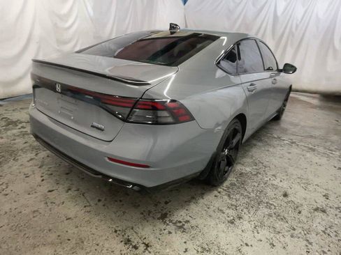 Used 2025 Honda Accord Sport image 6
