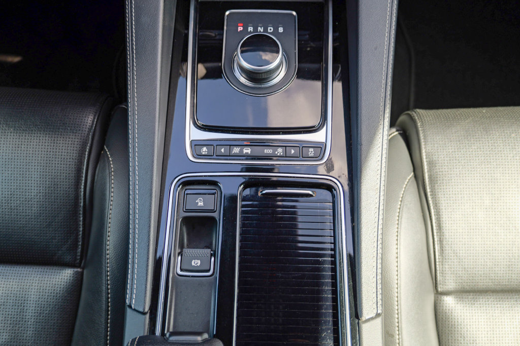 Used 2019 Jaguar F-PACE R-Sport AWD/4WD image 49