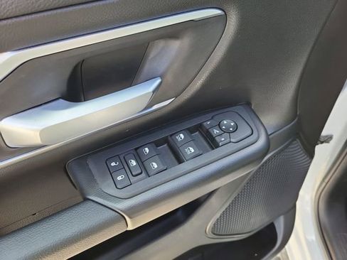 New 2026 RAM 1500 4x4 Crew Cab image 15