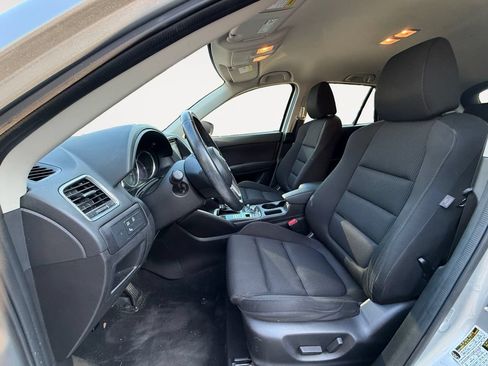 Used 2016 MAZDA CX-5 Touring FWD image 12