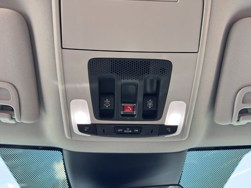 Used 2026 Honda Pilot Touring image 22