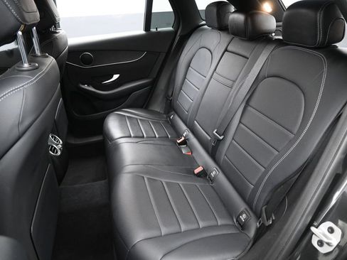 Used 2022 Mercedes-Benz GLC 300 w/ Premium Package Lite image 30