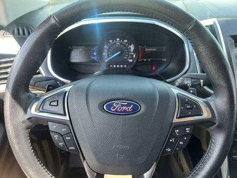 Used 2017 Ford Edge Titanium FWD image 14