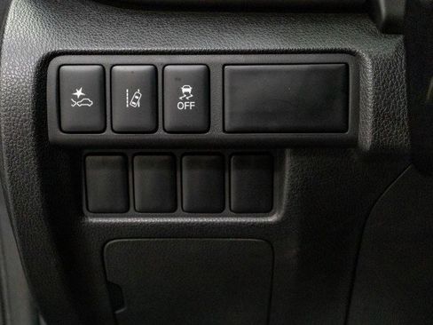 Used 2023 Mitsubishi Eclipse Cross SE image 18