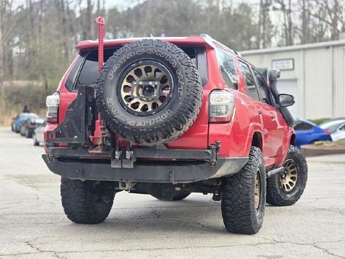 Used 2016 Toyota 4Runner Trail Premium image 2