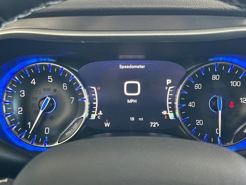 New 2025 Chrysler Pacifica Select image 22