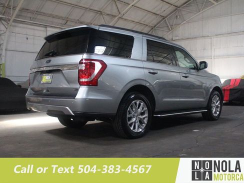 Used 2020 Ford Expedition XLT w/ Equipment Group 202A image 9