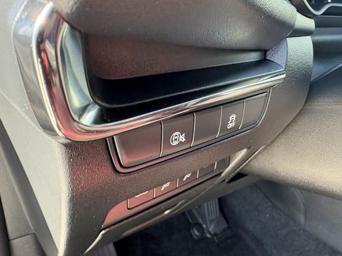 Used 2024 MAZDA MAZDA3 s image 21