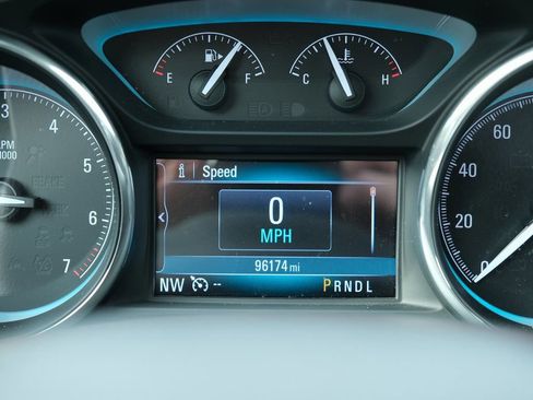 Used 2017 Buick Envision Essence image 4