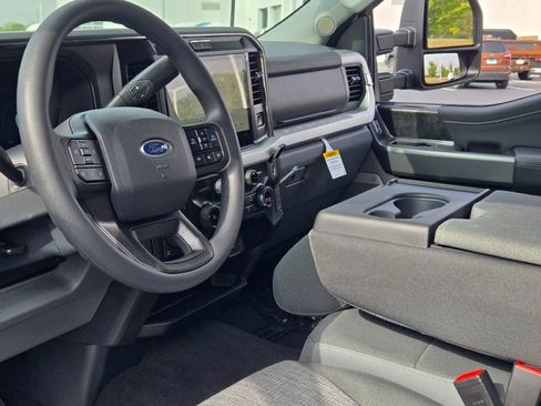 New 2026 Ford F250 XLT w/ XLT Premium Package image 22