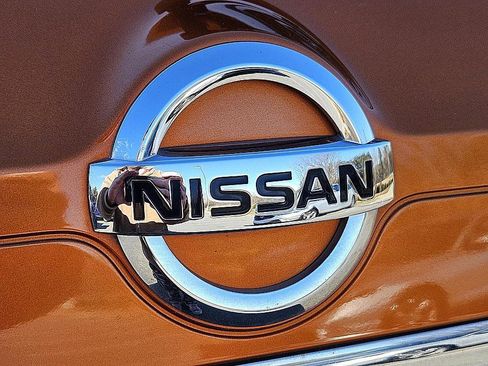 Used 2020 Nissan Rogue SV image 13