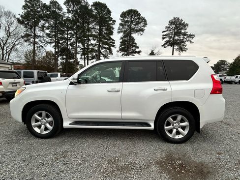 Used 2011 Lexus GX 460 image 10