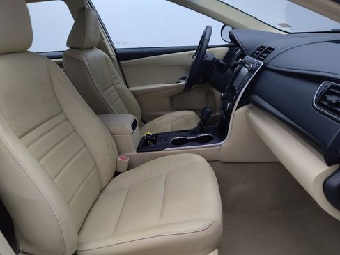 Used 2015 Toyota Camry XLE image 21