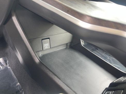 Used 2020 Honda Clarity Touring image 30