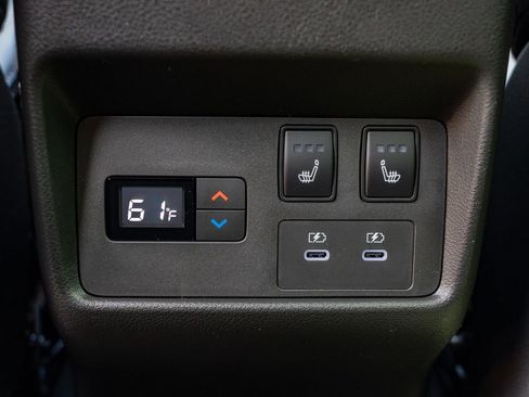 New 2026 Nissan Rogue Platinum AWD/4WD image 9