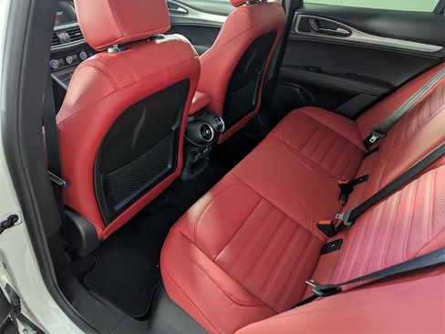 New 2025 Alfa Romeo Stelvio Sprint w/ Convenience Package image 16