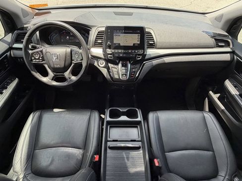 Used 2023 Honda Odyssey Touring image 16