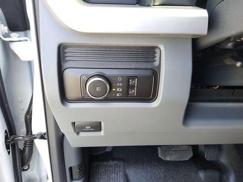 New 2025 Ford F350 XL w/ XL Chrome Package image 8