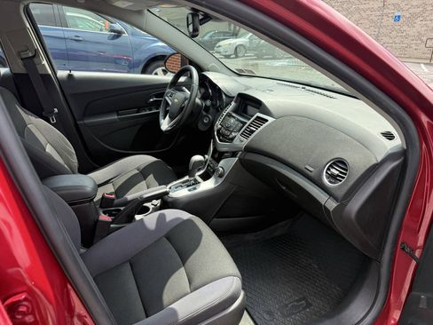 Used 2014 Chevrolet Cruze LT w/ RS Package FWD image 19