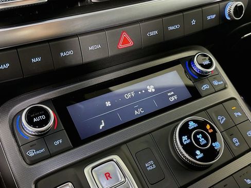 Used 2024 Hyundai Palisade Calligraphy AWD/4WD image 18