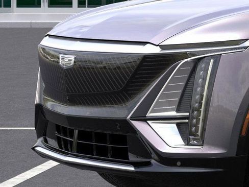 New 2025 Cadillac Lyriq Luxury image 37