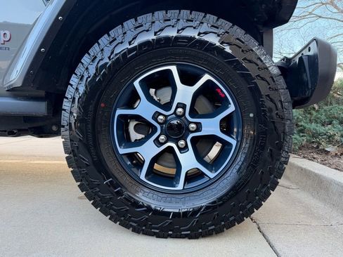 Used 2022 Jeep Wrangler Rubicon w/ LED Lighting Group image 28