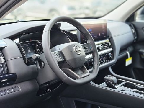New 2026 Nissan Pathfinder SV w/ Cargo Package FWD image 11