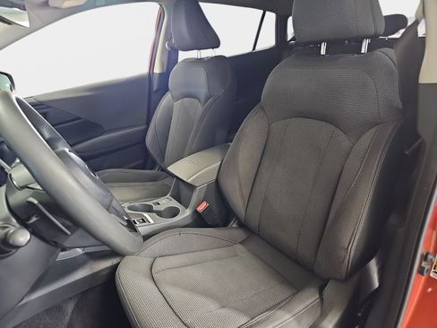 Used 2024 Subaru Crosstrek 2.0i Premium AWD/4WD image 17