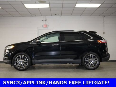 Used 2019 Ford Edge Titanium w/ Cold Weather Package image 3