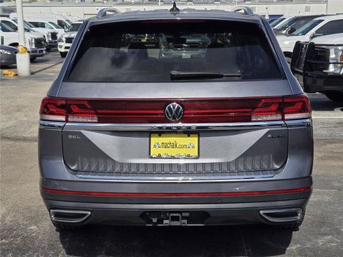 Used 2024 Volkswagen Atlas SEL AWD/4WD image 7