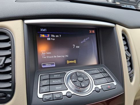 Used 2017 INFINITI QX50 AWD w/ Technology Package image 18