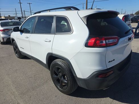 Used 2018 Jeep Cherokee Limited w/ High Altitude Package image 3