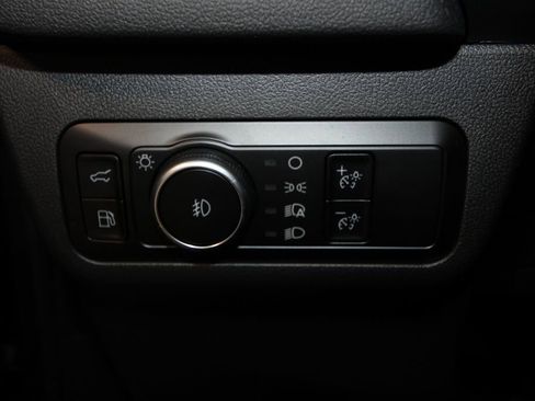 Used 2025 Ford Escape ST-Line Elite w/ Premium Technology Package image 10