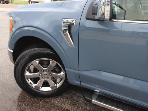 Used 2023 Ford F150 Lariat w/ Bed Utility Package RWD image 3