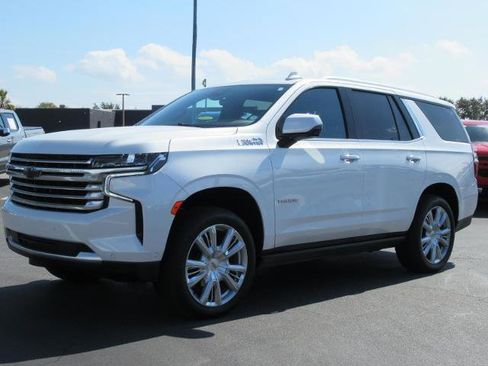 Certified 2024 Chevrolet Tahoe High Country w/ Advanced Technology Package AWD/4WD image 1