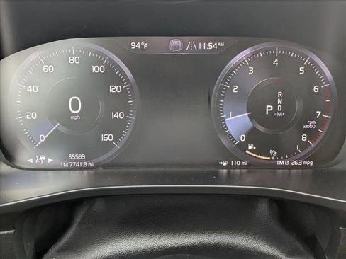 Used 2019 Volvo XC40 T5 Momentum image 15