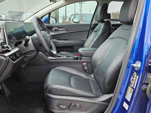 Used 2024 Kia Sportage EX image 13