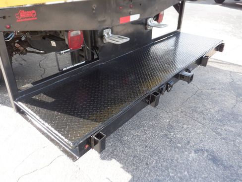 Used 2022 Ford F450 XL w/ Power Equipment Group image 4