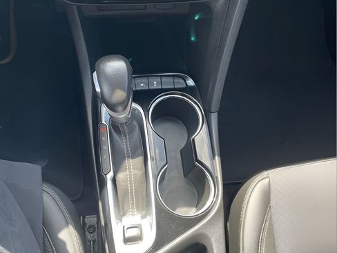 Used 2022 Buick Encore GX Select FWD image 23