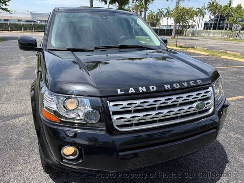 Used 2014 Land Rover LR2 AWD/4WD image 15