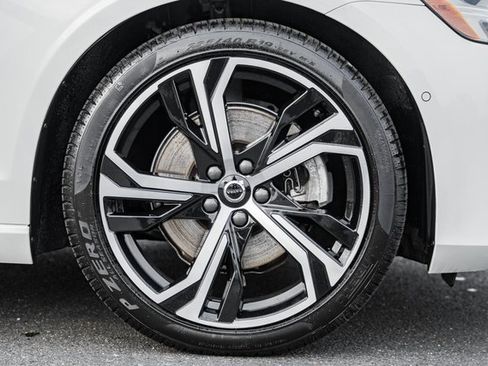 Used 2023 Volvo S60 B5 Plus w/ Climate Package image 16