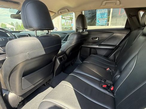 Used 2014 Toyota Venza XLE w/ Tow Prep Package image 9