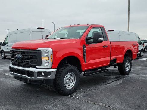 New 2026 Ford F250 XL w/ XL Off-Road Package image 8