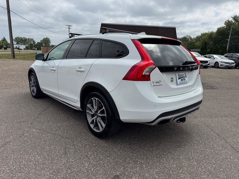 Used 2018 Volvo V60 T5 Cross Country w/ Convenience Package AWD/4WD image 7