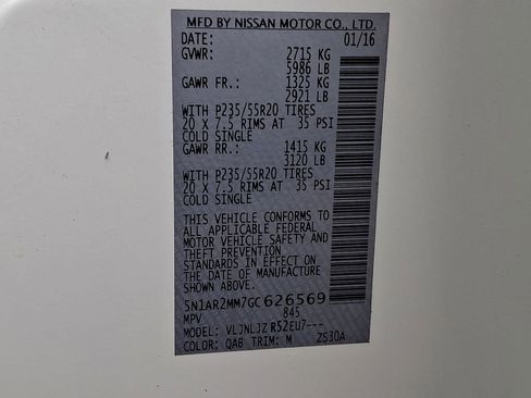 Used 2016 Nissan Pathfinder Platinum image 31