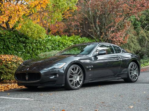 Used 2009 Maserati GranTurismo S RWD image 1