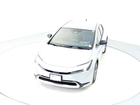 New 2026 Toyota Prius Plug-In Hybrid image 10