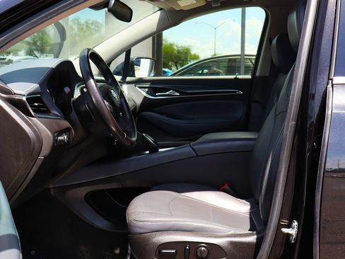 Used 2018 Buick Enclave Essence w/ Trailering Package FWD image 40