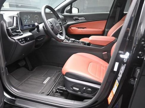 Used 2025 Kia Sportage SX Prestige AWD/4WD image 17